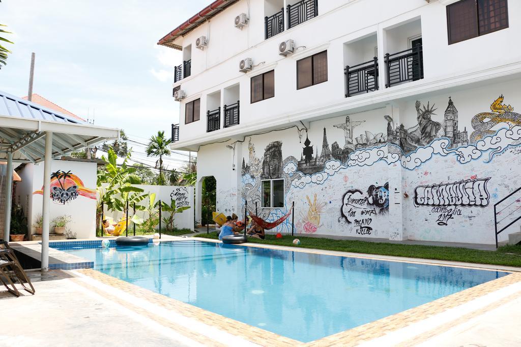 Pool Party Hostel Siem Reap Zewnętrze zdjęcie