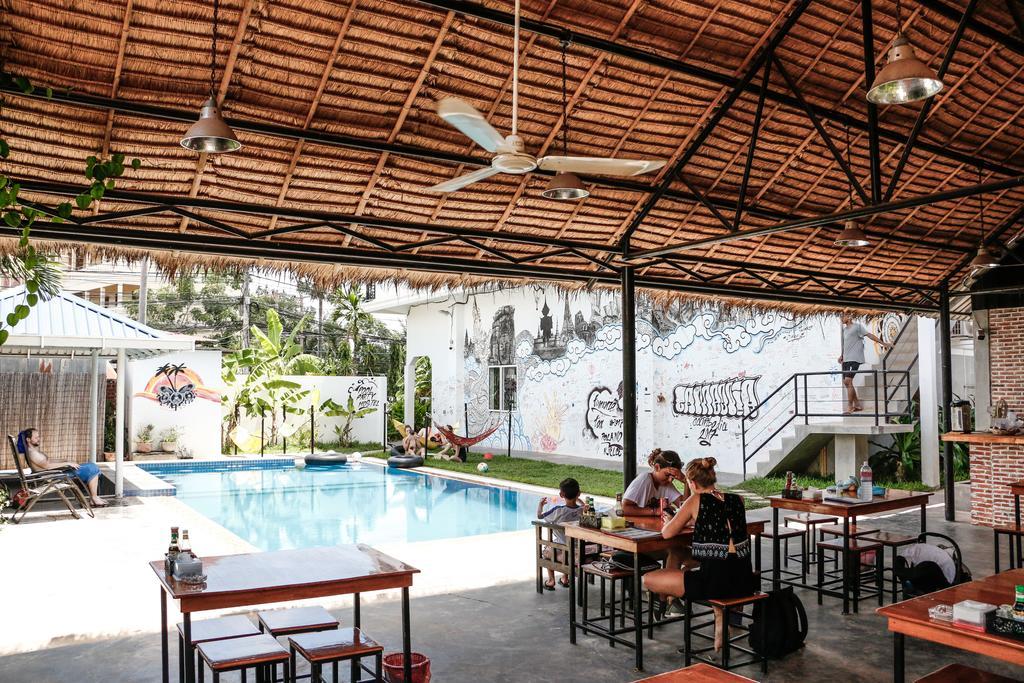 Pool Party Hostel Siem Reap Zewnętrze zdjęcie